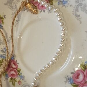 Plunder Pearl Bracelet